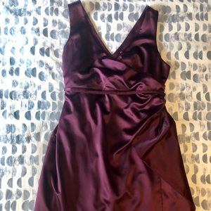 Maternity Dress- A Pea In the Pod-  Plum Fancy!